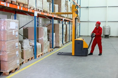 Electric pallet trucks